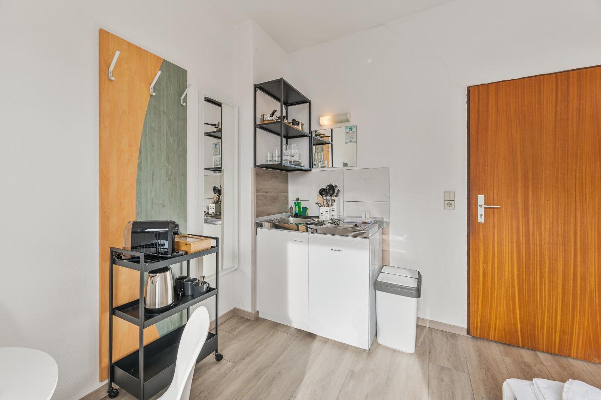 Home2Stay Apartmenthaus Heilbronn City Kitchen Parking Highspeed Wifi Washroom Ngoại thất bức ảnh