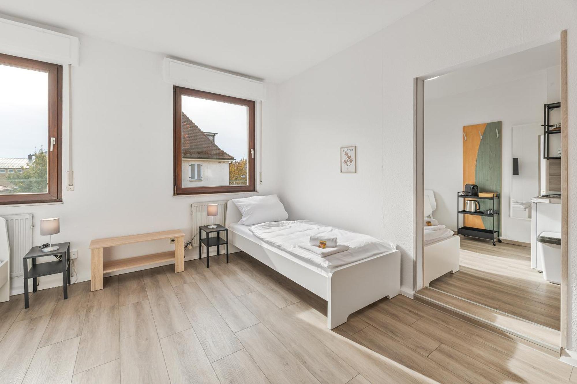Home2Stay Apartmenthaus Heilbronn City Kitchen Parking Highspeed Wifi Washroom Ngoại thất bức ảnh