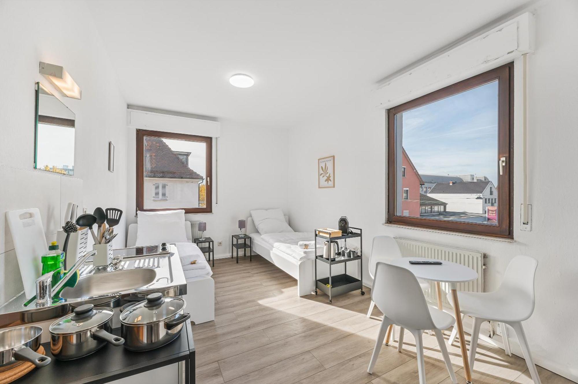 Home2Stay Apartmenthaus Heilbronn City Kitchen Parking Highspeed Wifi Washroom Ngoại thất bức ảnh