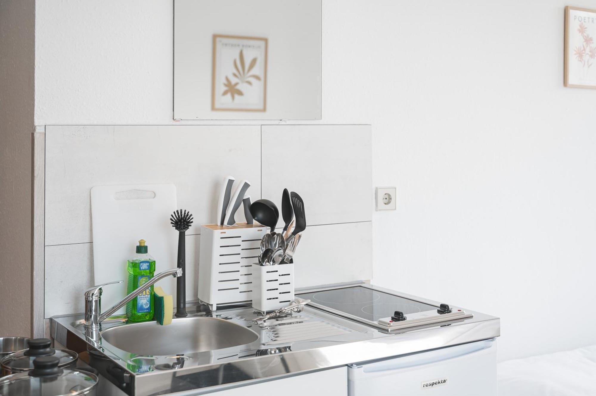 Home2Stay Apartmenthaus Heilbronn City Kitchen Parking Highspeed Wifi Washroom Ngoại thất bức ảnh